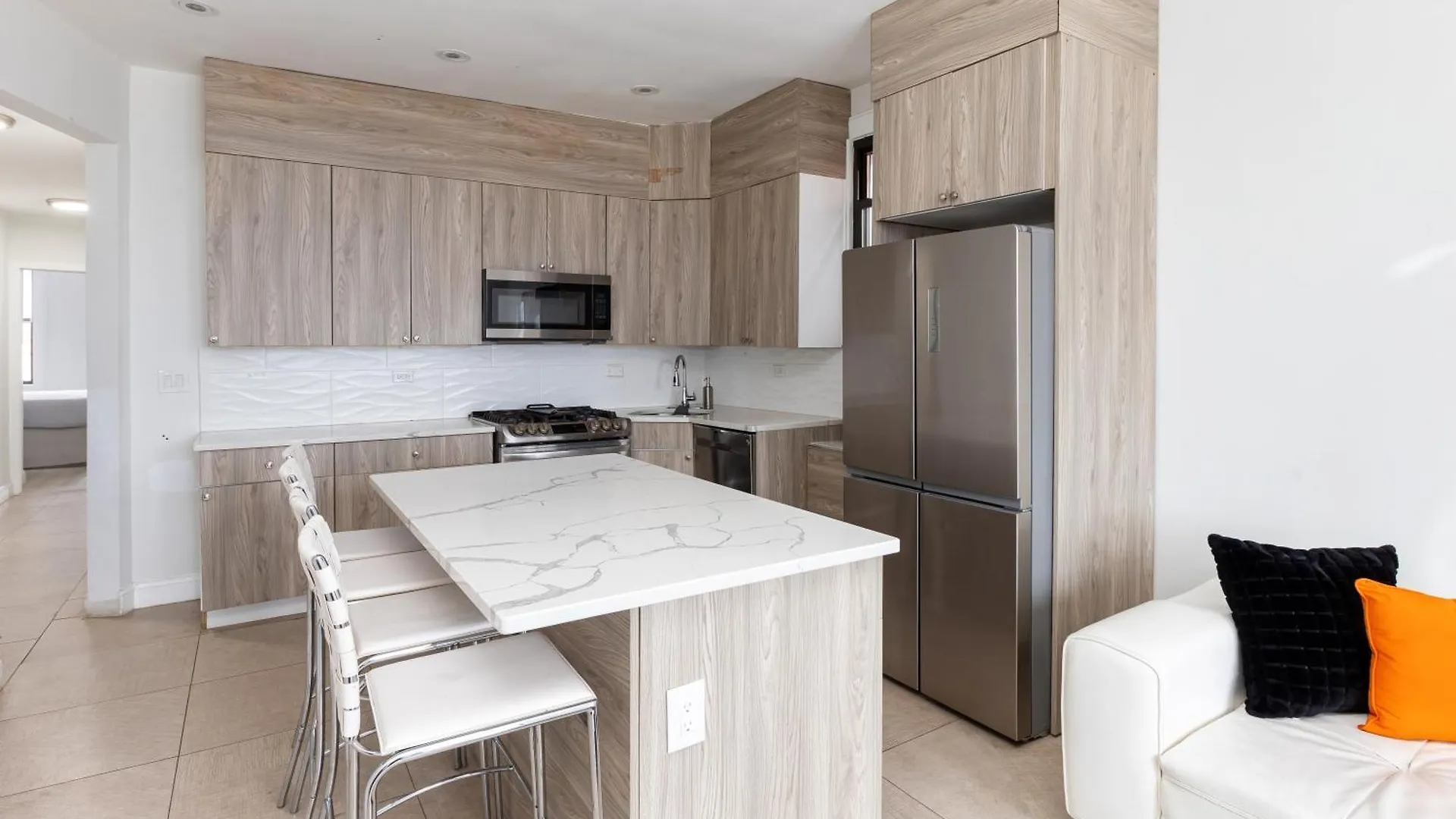 Apartment Massive 7-Bedroom 4-Bathroom Duplex 20 Min To Nyc West New York United States